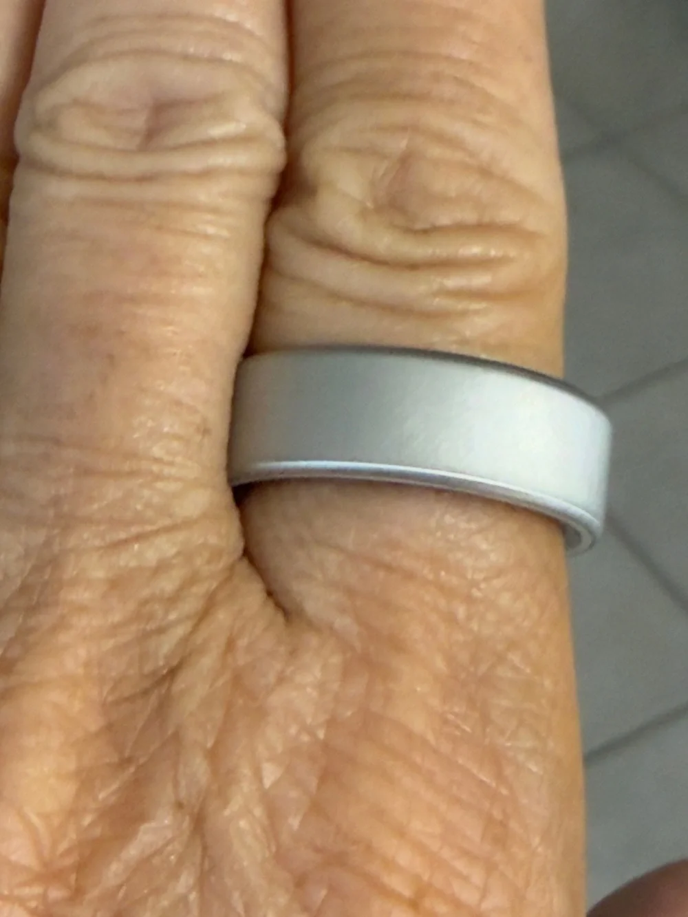 OURA 4 ring. Brushed Silver